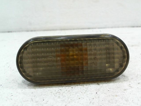 REPETITEUR AILE DROIT VOLKSWAGEN POLO 1999