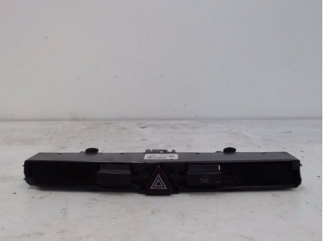 BOUTON DE WARNING OPEL ZAFIRA