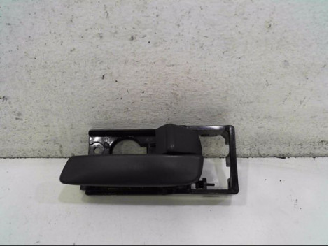 POIGNEE INTERIEURE PORTE AVANT DROIT KIA RIO