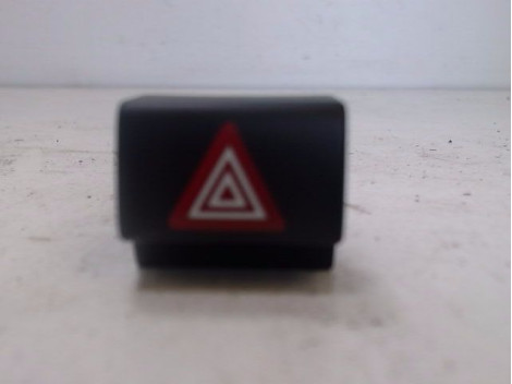 BOUTON DE WARNING CITROEN C4