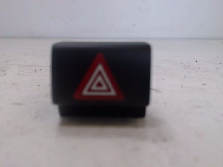 BOUTON DE WARNING CITROEN C4 2016