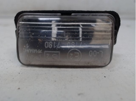 ECLAIREUR PLAQUE DE POLICE DROIT CITROEN XSARA