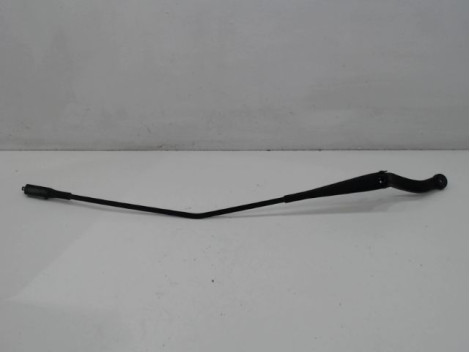 BRAS ESSUIE-GLACE AVANT DROIT OPEL CORSA