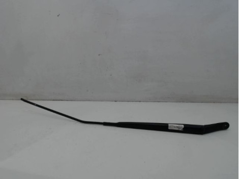 BRAS ESSUIE-GLACE AVANT DROIT RENAULT LAGUNA