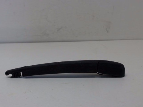 BRAS ESSUIE-GLACE ARRIERE TOYOTA COROLLA VERSO 2007-