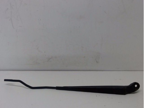 BRAS ESSUIE-GLACE AVANT DROIT CITROEN XSARA COUPE -2000