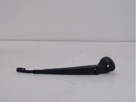 BRAS ESSUIE-GLACE ARRIERE AUDI A4 99-2001