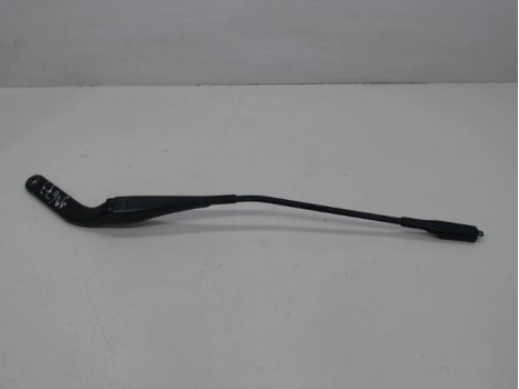 BRAS ESSUIE-GLACE AVANT DROIT B.M.W. SERIE 1
