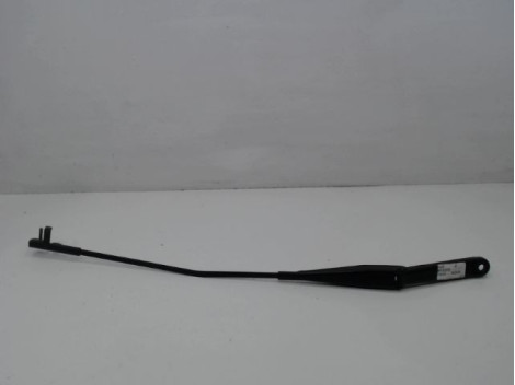 BRAS ESSUIE-GLACE AVANT DROIT FORD FOCUS