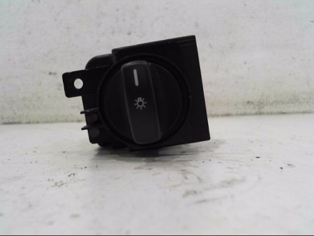 INTERIEUR COMMANDE PHARES MERCEDES CLASSE B 05-08