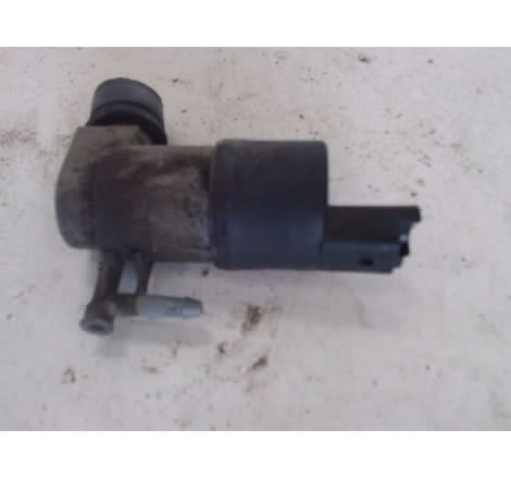 POMPE LAVE-GLACE AVANT DACIA LOGAN 4 P 05-08