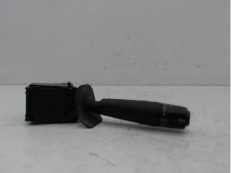 COMMANDE ESSUIE GLACE PEUGEOT 607