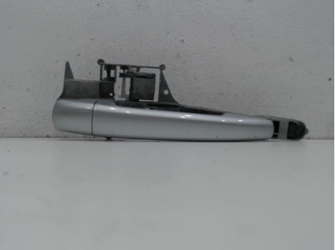 POIGNEE EXTERIEURE PORTE AVANT DROIT PEUGEOT 308