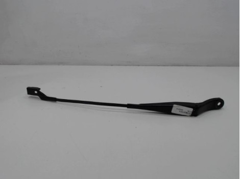 BRAS ESSUIE-GLACE AVANT GAUCHE PEUGEOT 208