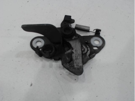 SERRURE CAPOT PEUGEOT 206