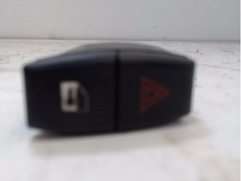 BOUTON DE WARNING B.M.W. SERIE 5