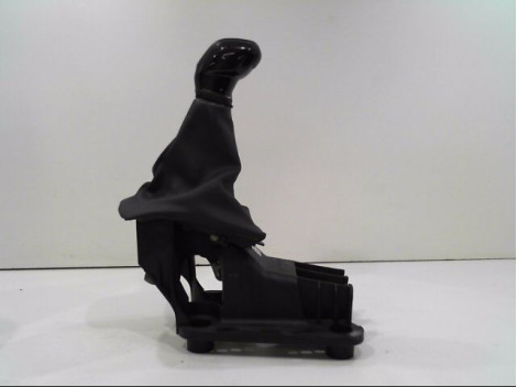 LEVIER DE VITESSES PEUGEOT 208 1.6 HDi