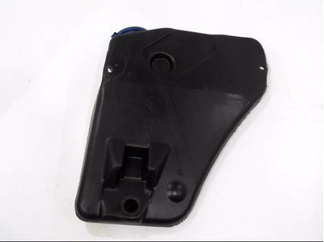 RESERVOIR LAVE-GLACE AVANT PEUGEOT 205