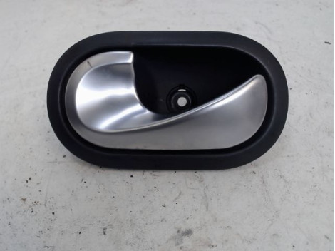 POIGNEE INTERIEURE PORTE AVANT GAUCHE RENAULT MEGANE