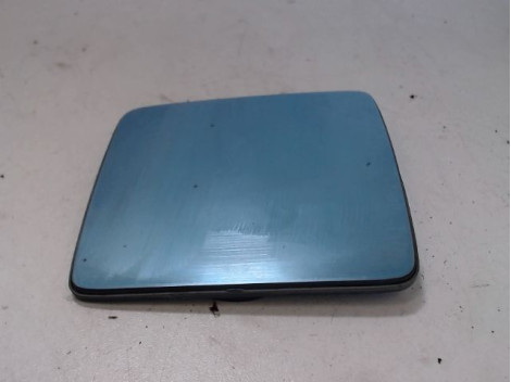 GLACE RETROVISEUR EXT D MERCEDES 300