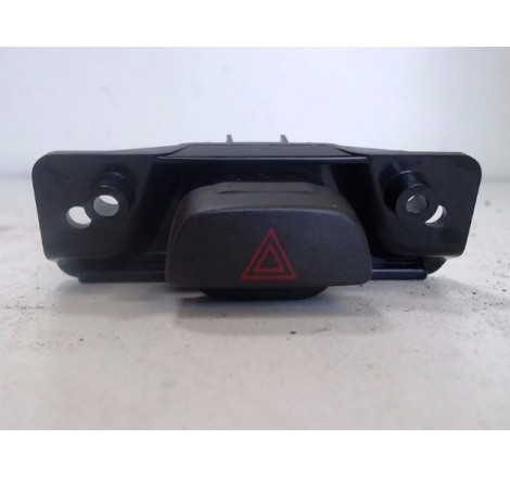 BOUTON DE WARNING FORD FIESTA