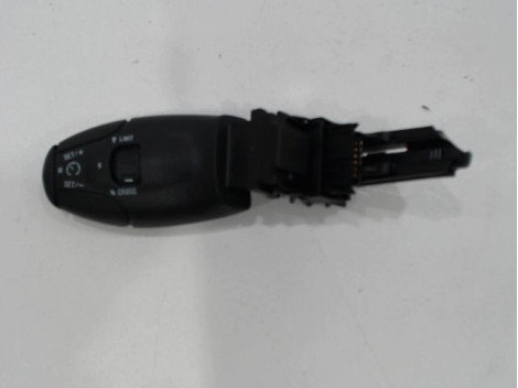 COMMANDE AUTORADIO PEUGEOT 308