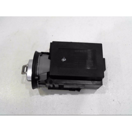 LECTEUR DE CARTE VOLKSWAGEN PASSAT