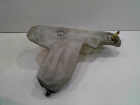RESERVOIR LAVE-GLACE AVANT MERCEDES CLASSE A
