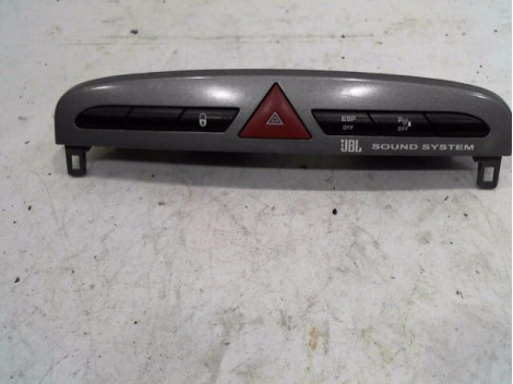 BOUTON DE WARNING PEUGEOT 308