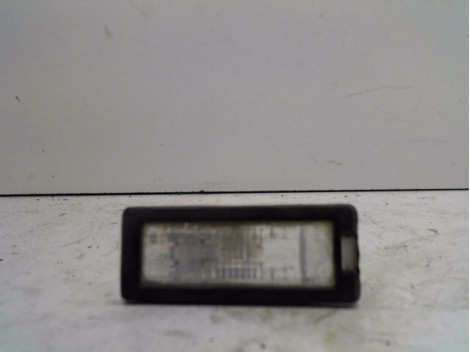 ECLAIREUR PLAQUE DE POLICE DROIT RENAULT LATITUDE