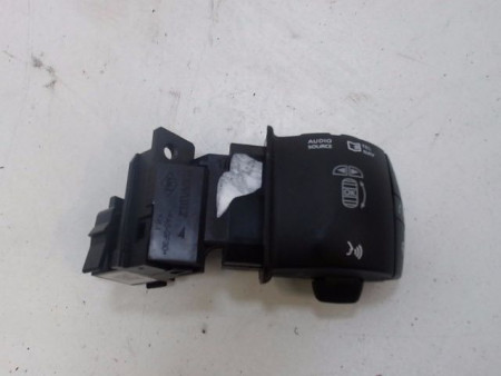 COMMANDE AUTORADIO RENAULT LAGUNA