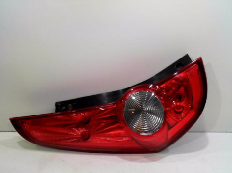 FEU ARRIERE GAUCHE  OPEL AGILA
