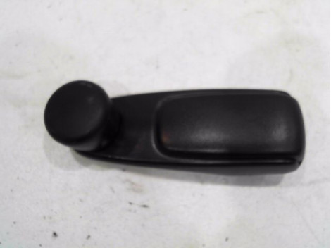 COMMANDE LEVE-GLACE PORTE ARG PEUGEOT 208