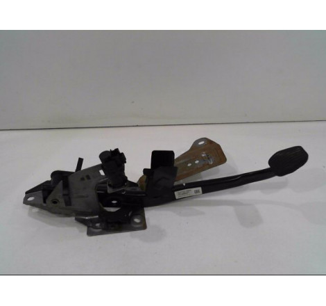 PEDALE DE FREIN FORD FOCUS
