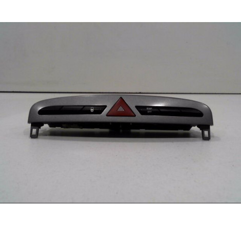 BOUTON DE WARNING PEUGEOT 308