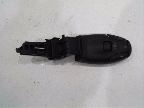 COMMANDE AUTORADIO PEUGEOT 207