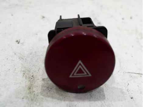 BOUTON DE WARNING CITROEN BERLINGO