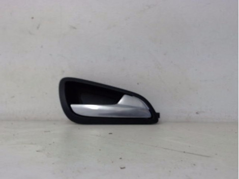 POIGNEE INTERIEURE PORTE ARRIERE DROIT FORD FOCUS
