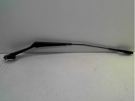 BRAS ESSUIE-GLACE AVANT DROIT FORD FOCUS