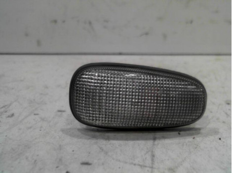 REPETITEUR AILE DROIT OPEL ASTRA CABRIOLET