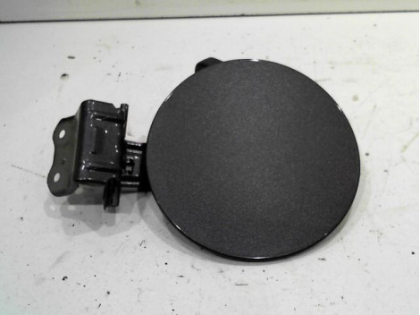 VOLET DE TRAPPE CARBURANT TOYOTA YARIS