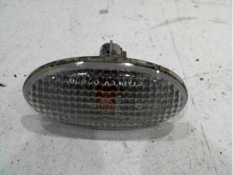 REPETITEUR AILE GAUCHE MAZDA 6