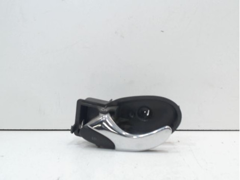 POIGNEE INTERIEURE PORTE AVANT GAUCHE FORD FOCUS