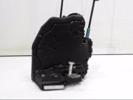 SERRURE PORTE ARRIERE DROIT TOYOTA RAV4