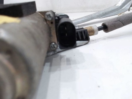MECANISME+MOTEUR LEVE-GLACE AVANT DROIT FORD FOCUS