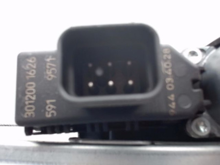 MECANISME+MOTEUR LEVE-GLACE ARRIERE DROIT OPEL ZAFIRA