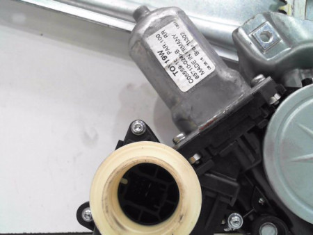 MECANISME+MOTEUR LEVE-GLACE ARRIERE GAUCHE TOYOTA AURIS