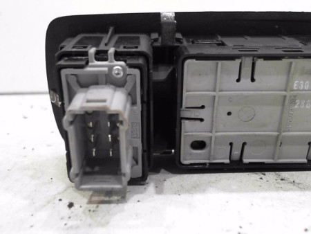 COMMANDE LEVE-GLACE PORTE AVG RENAULT LATITUDE