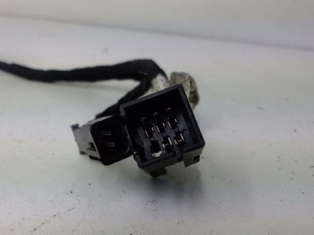 COMMANDE LEVE-GLACE PORTE AVD OPEL OMEGA