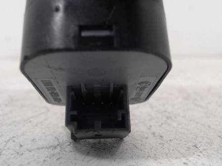COMMANDE RETROVISSEUR EXTERIEUR ELECTRIQUE AUDI A4 AVANT 04-08